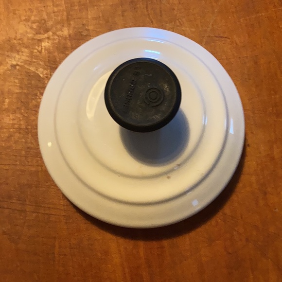 ☕️🫖 LE CREUSET | France | White Enameled Teapot / Kettle 🫖☕️ - Picture 6 of 9